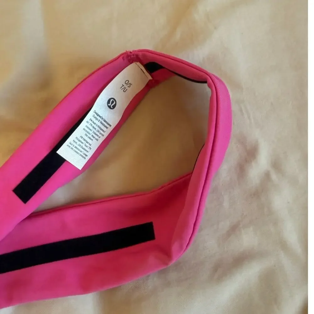 Lululemon Luxtreme Training Headband LIPG Sweatband Lip‎ Gloss Pink